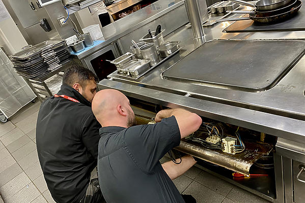 Commercial Kitchen Equipment Preventative Maintenance Agreements - Feature Image - Engineers